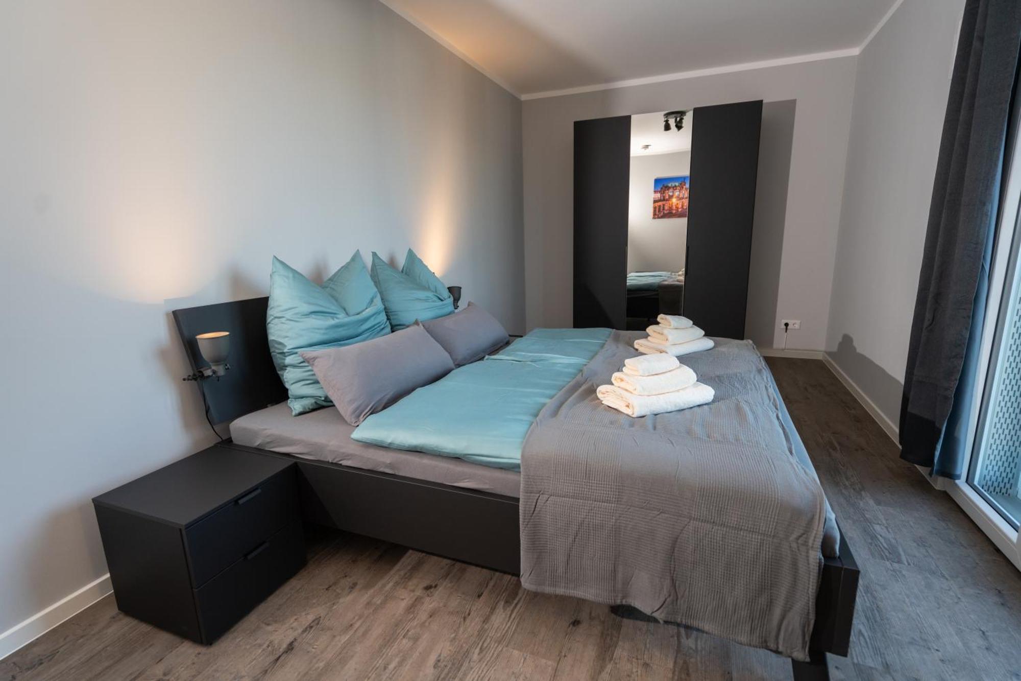 Supreme City Dream Mit Terrasse Und Parkplatz - 110M² Dresda Esterno foto